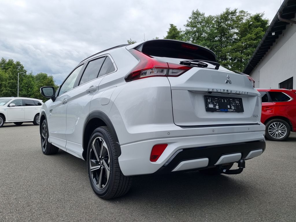 mitsubishi-2-4-phev-4x4-odpocet-dph-tazne - 2