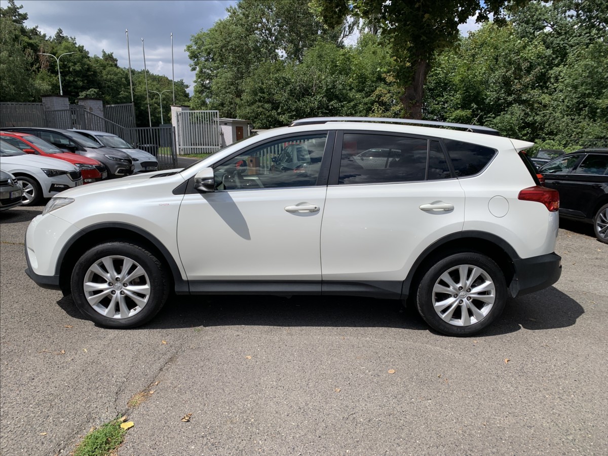 toyota-rav4-2-2-d-4d-awd-cr - 7