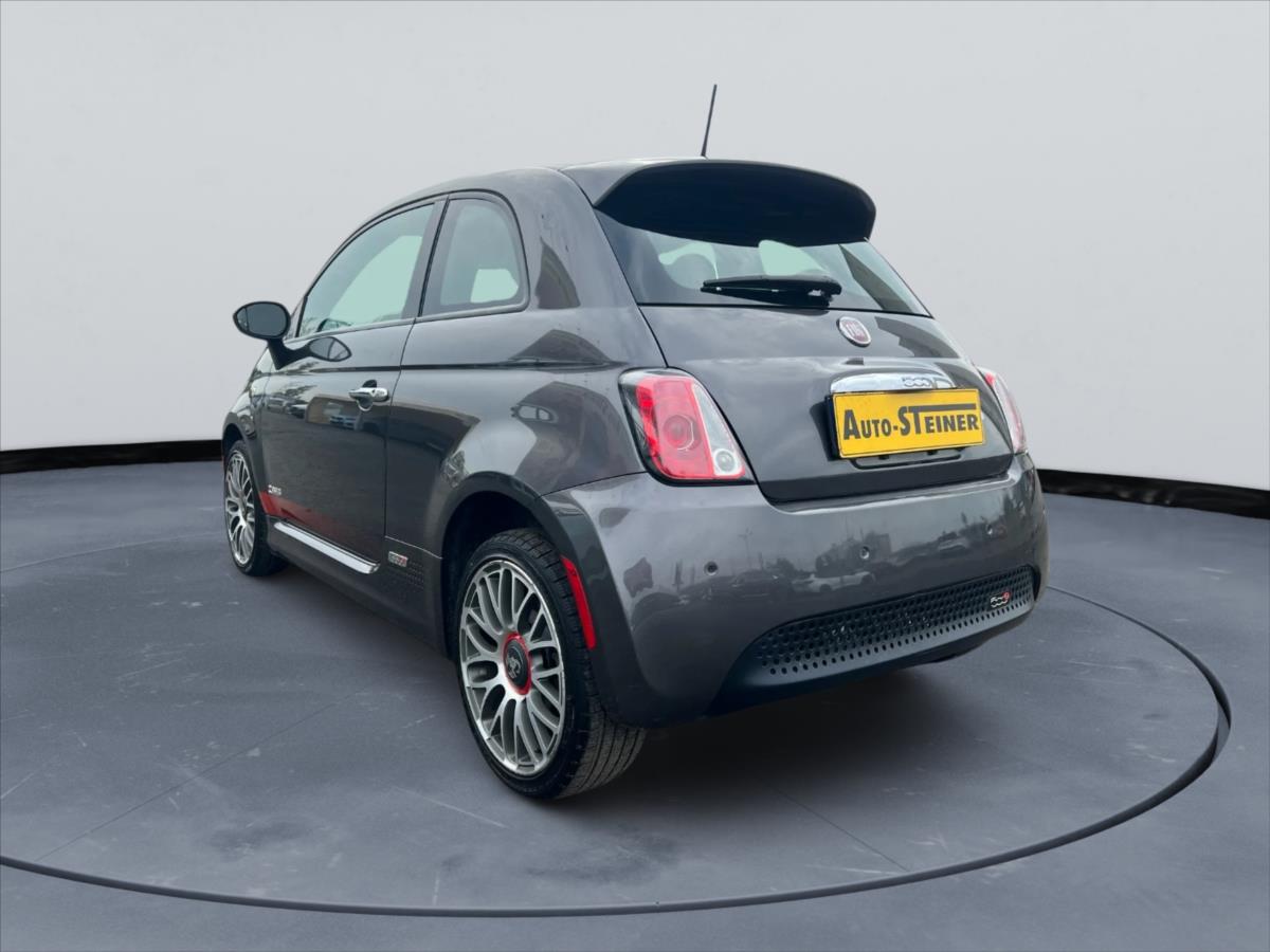 fiat-500e-82kw-park-senzory - 7