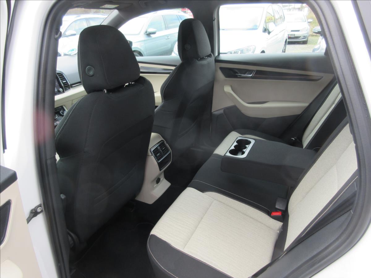 skoda-karoq-1-6-tdi-style - 6