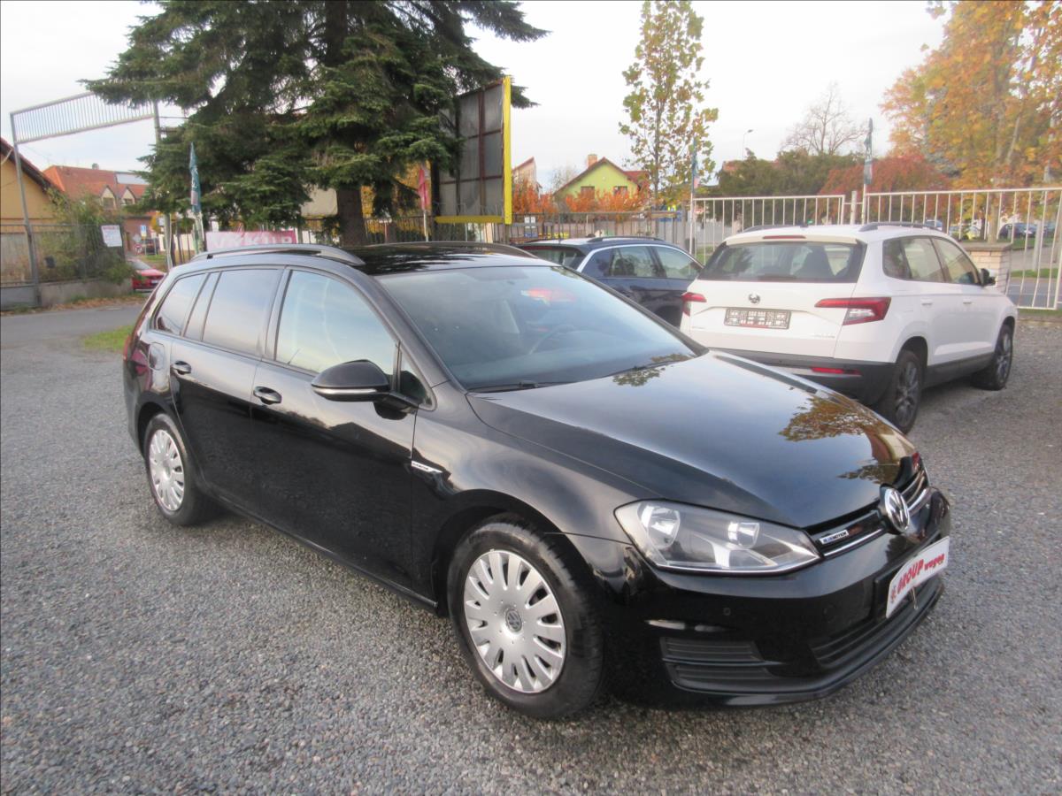 volkswagen-golf-1-6-tdi-bluemotion - 1