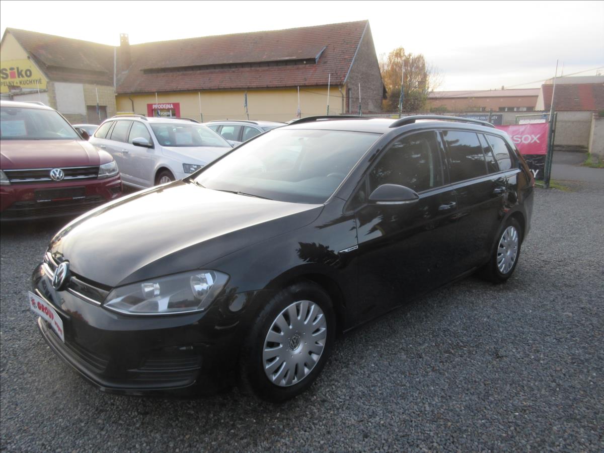 volkswagen-golf-1-6-tdi-bluemotion - 2