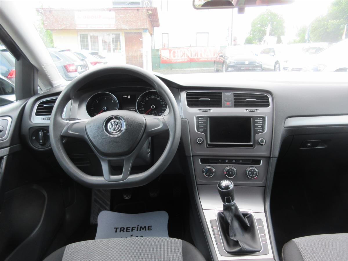volkswagen-golf-1-6-tdi-bluemotion - 7