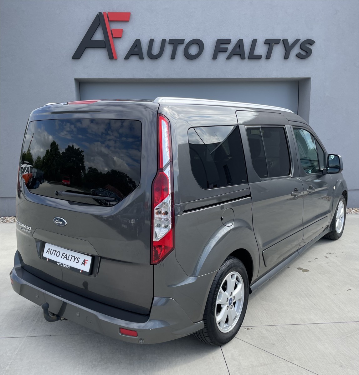 ford-tourneo-1-5-tdci-zaruka-7-mist-cr - 2