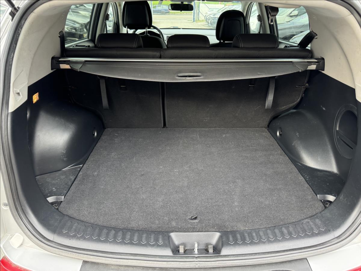 kia-sportage-1-7-bez-koroze - 3