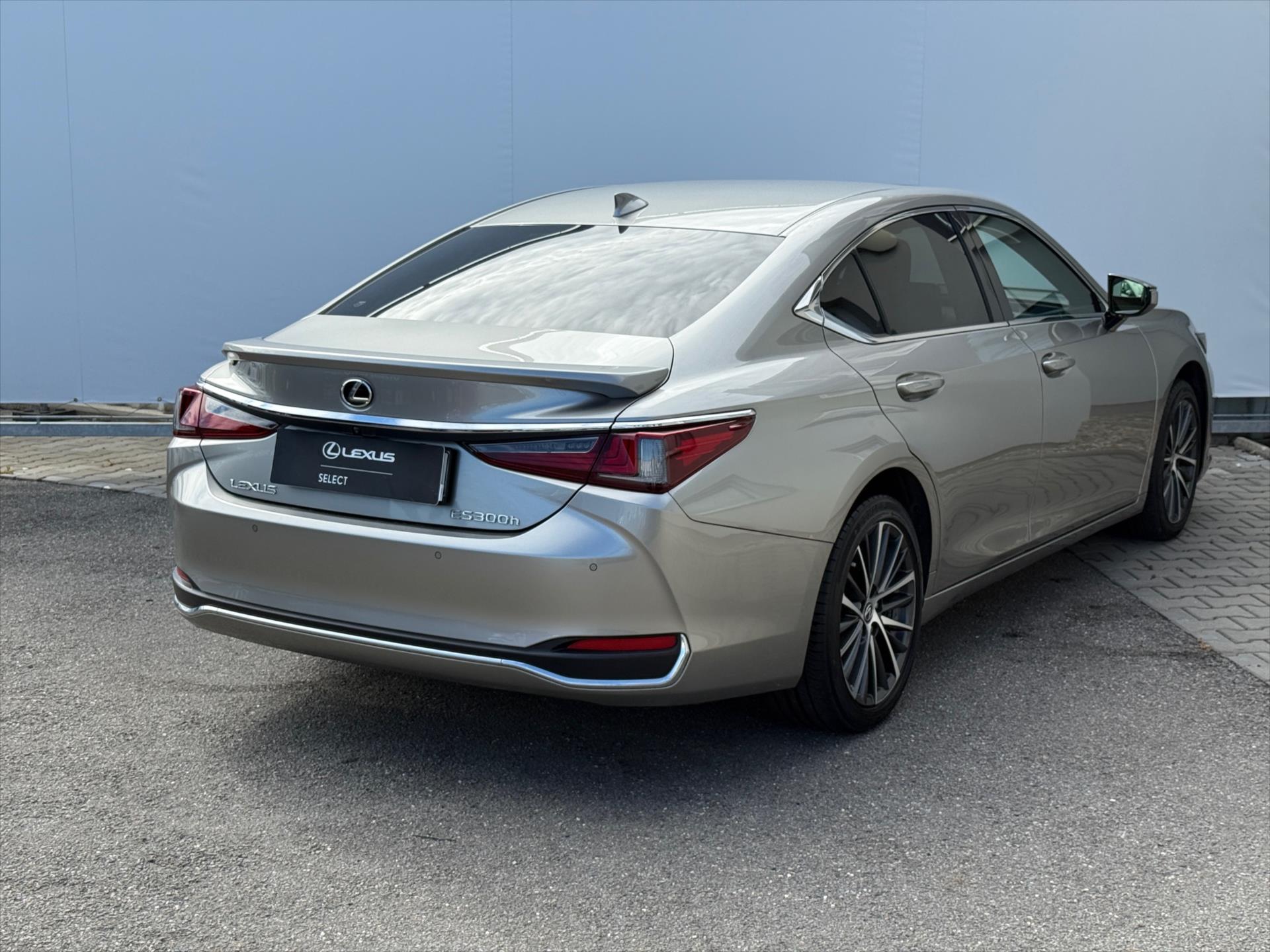 lexus-es-300h-2-5-prestige - 5