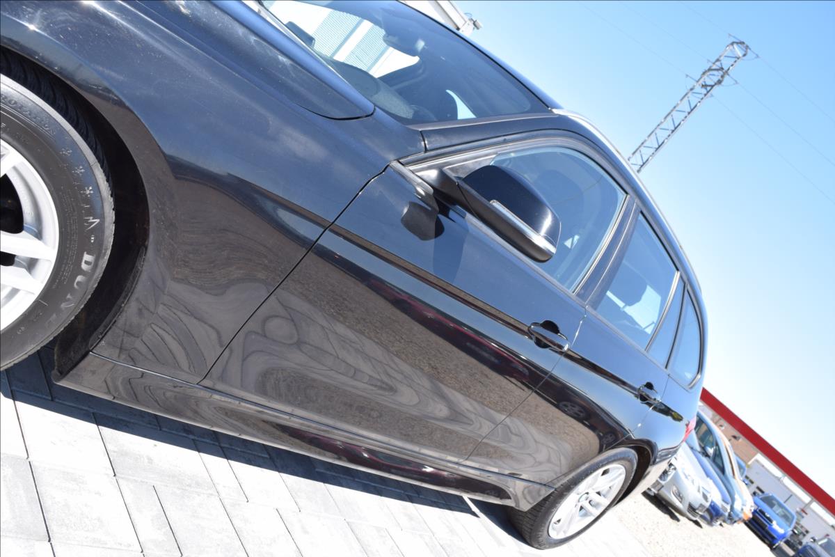 bmw-rada-3-2-0-318d-f31-105kw-navi-tazne - 7