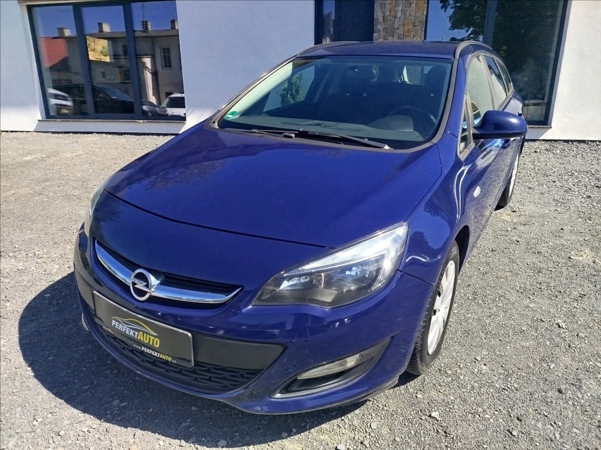 Opel Astra 1,6 i 85kW ENJOY