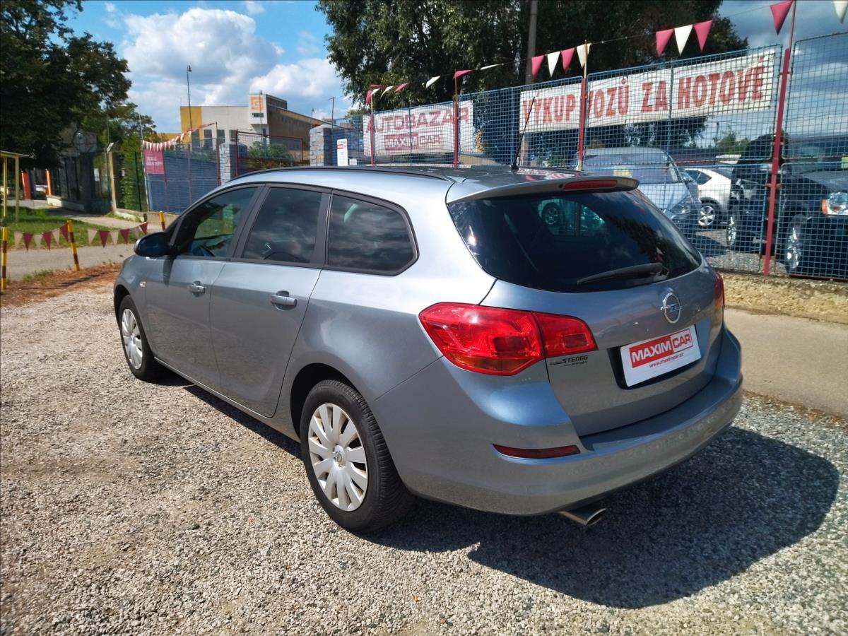 opel-astra-1-4-i-16v-sports-tourer - 6
