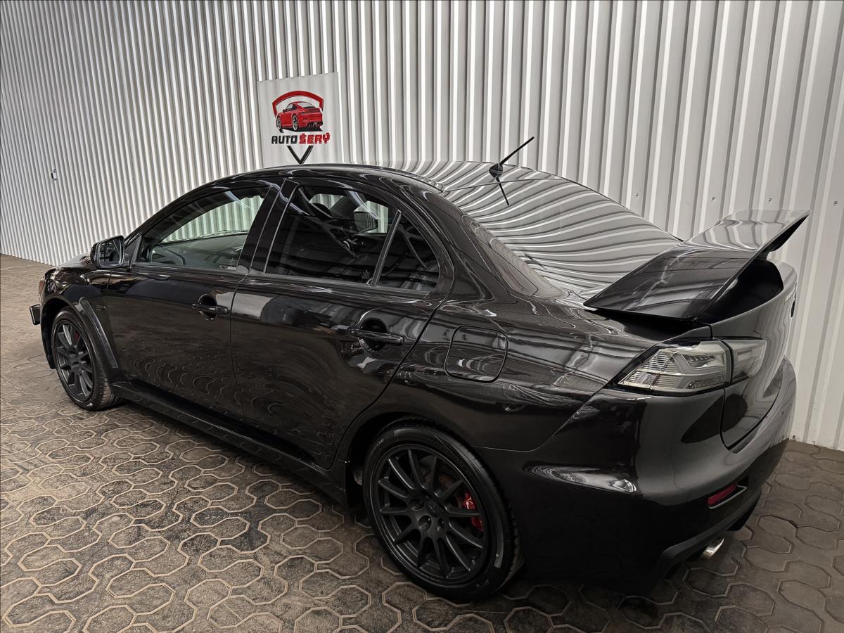 mitsubishi-lancer-evolution-x - 5
