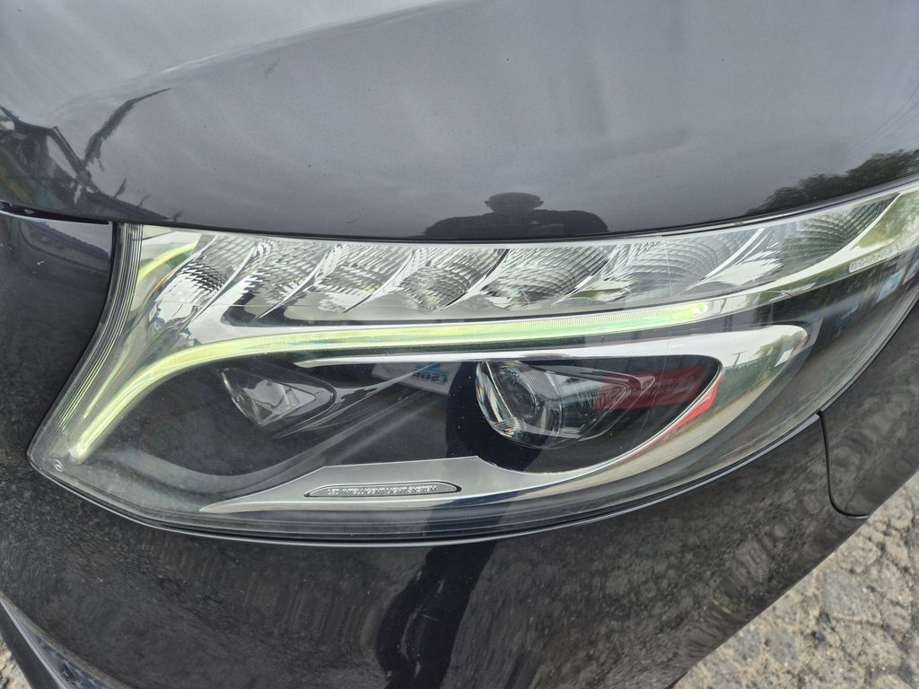 mercedes-benz-tridy-v-d-avantgarde-l-4matic-cz-taz - 9