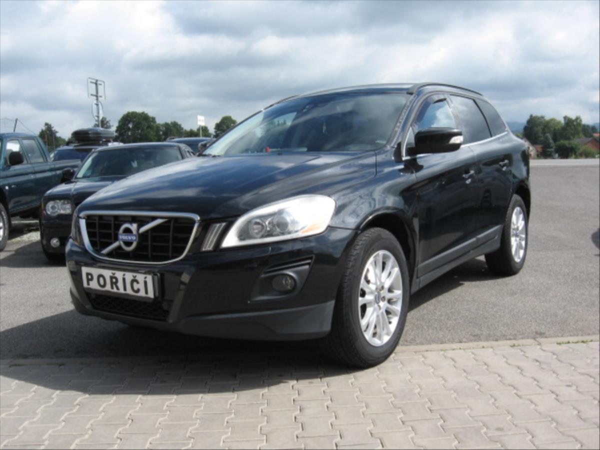 Volvo XC60 2,4 AWD Manuál