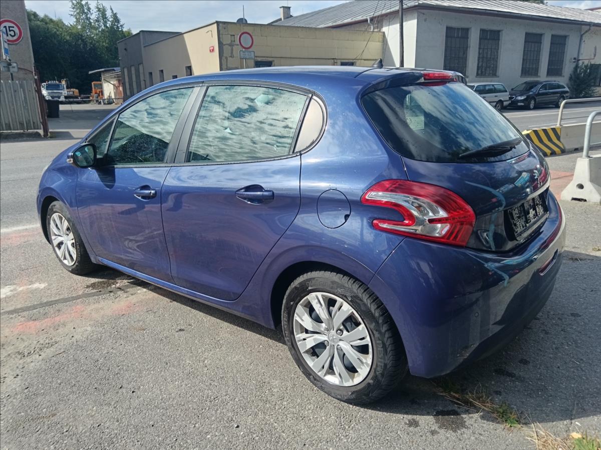 peugeot-208-1-6-hdi-active - 6