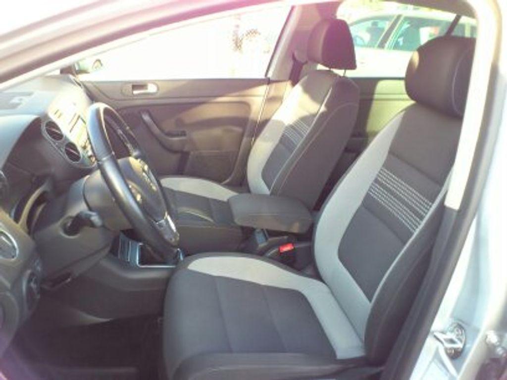 volkswagen-golf-plus-1-4-tsi-90-kw-6-kvalt-life - 8