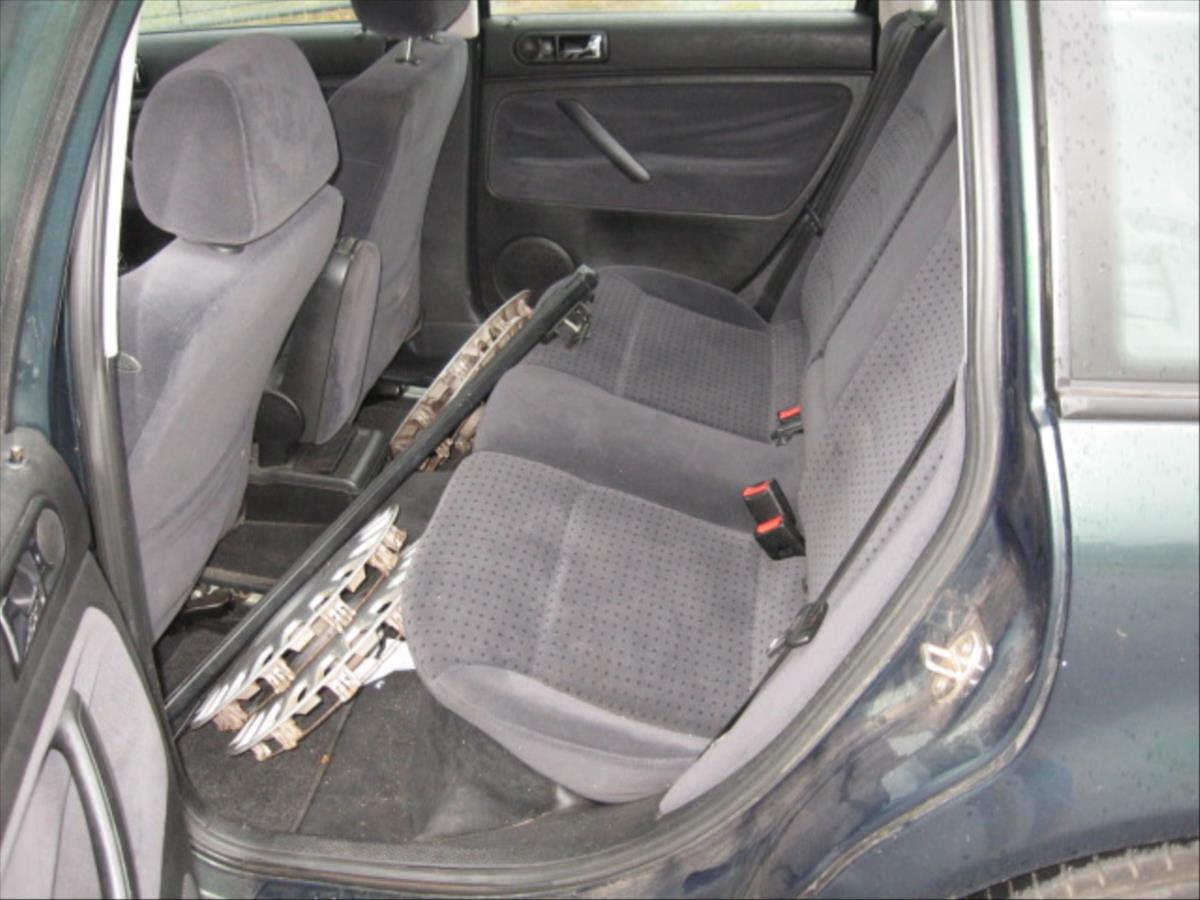 volkswagen-passat-1-8 - 7