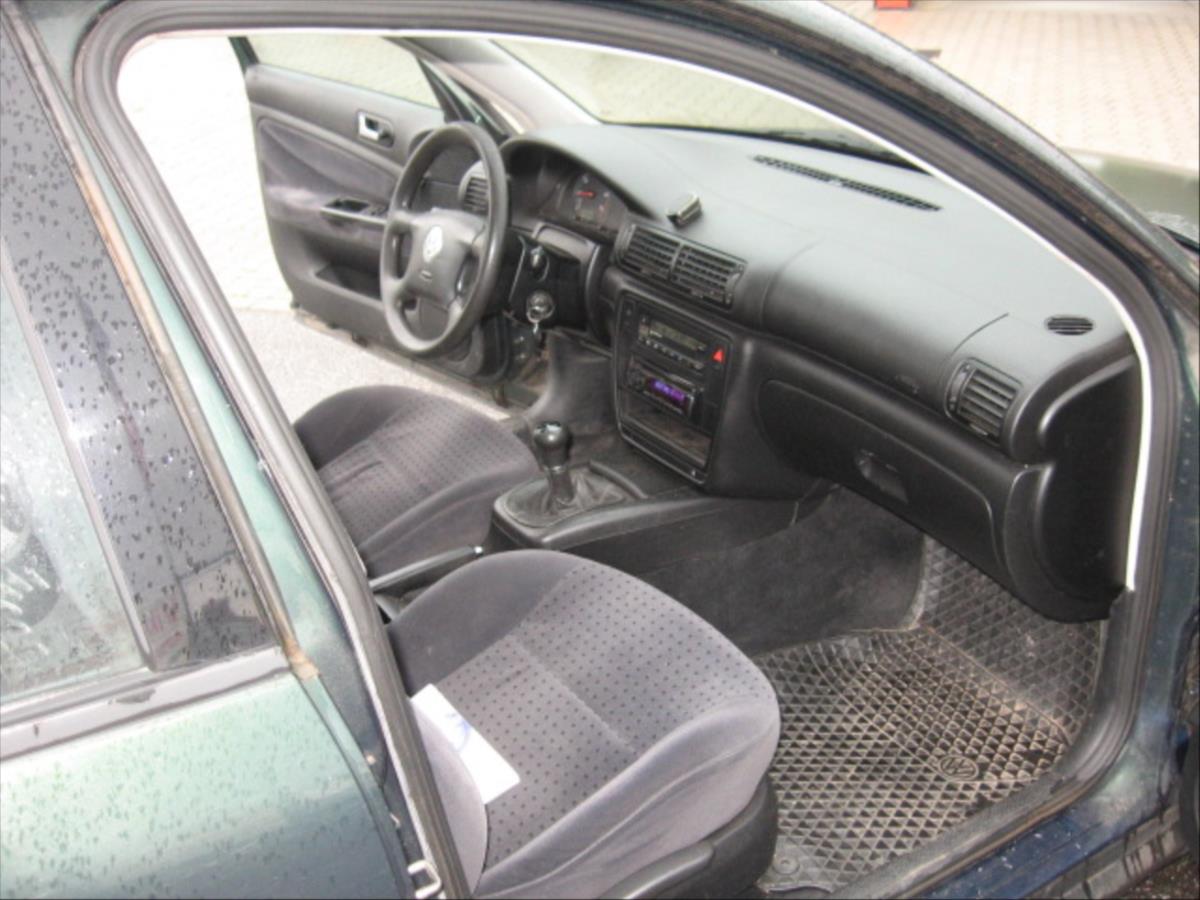 volkswagen-passat-1-8 - 9