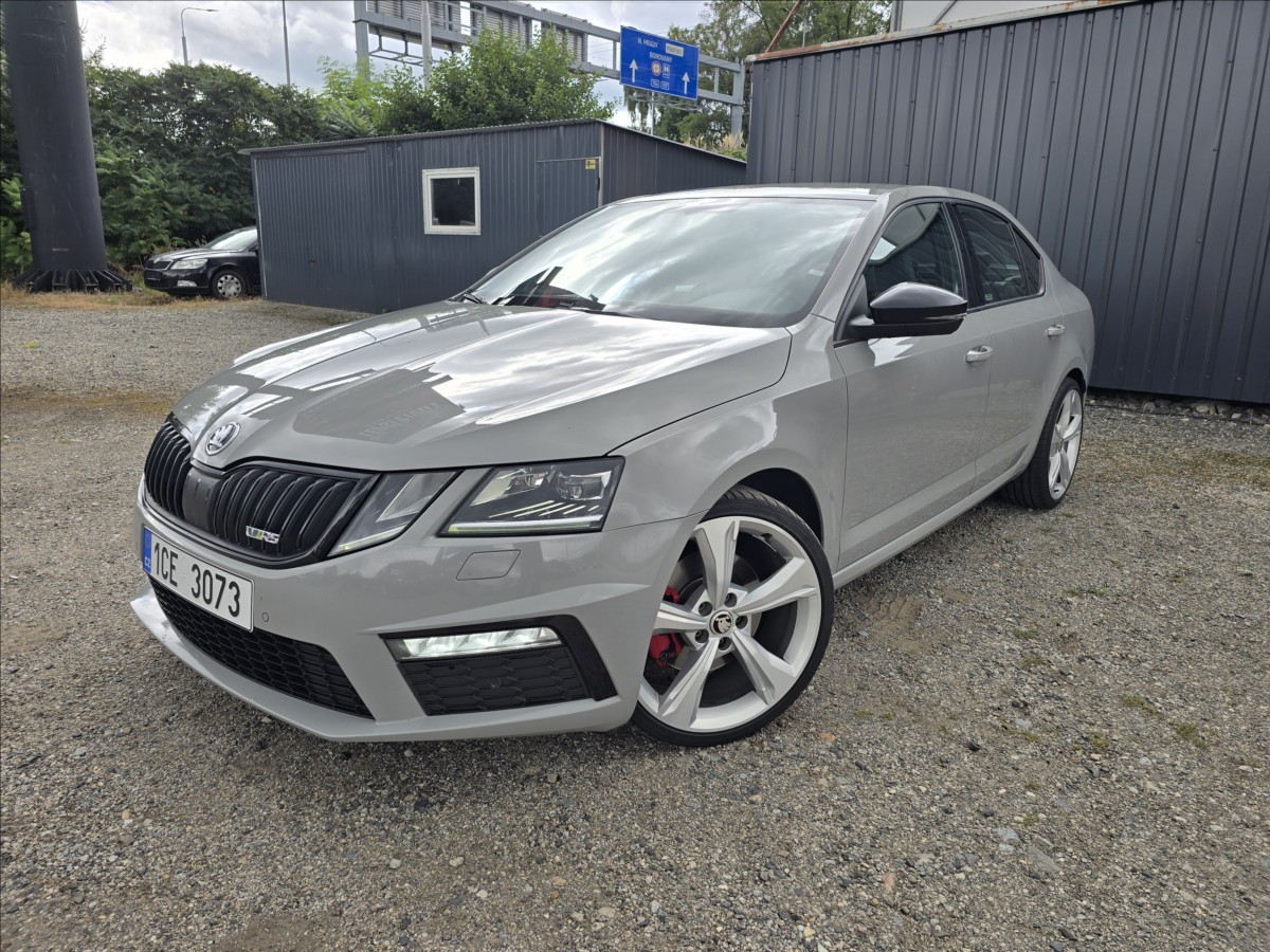 skoda-octavia-2-0-tdi-rs-4x4-135kw - 1