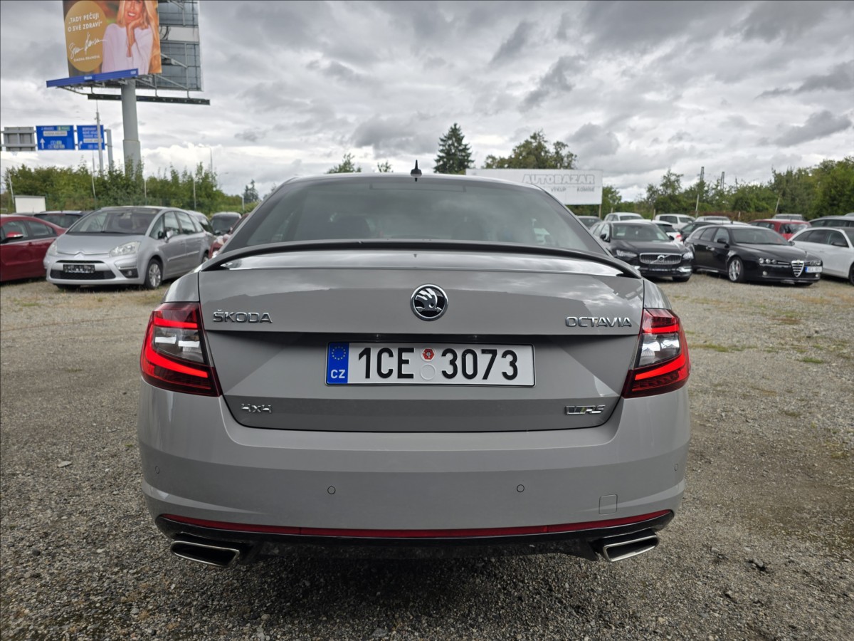 skoda-octavia-2-0-tdi-rs-4x4-135kw - 6