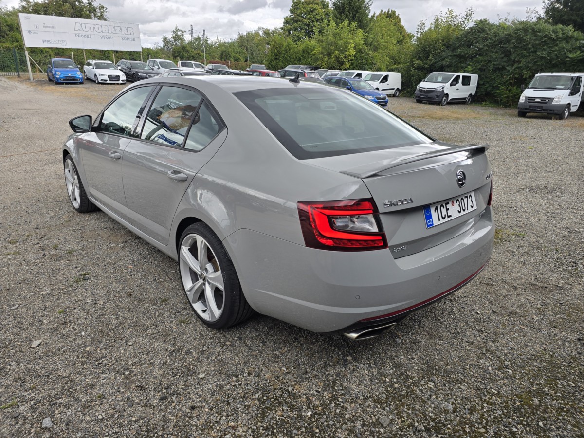 skoda-octavia-2-0-tdi-rs-4x4-135kw - 7