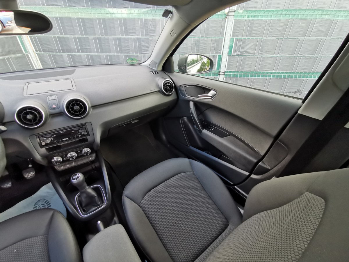 audi-a1-1-2-tfsi - 9