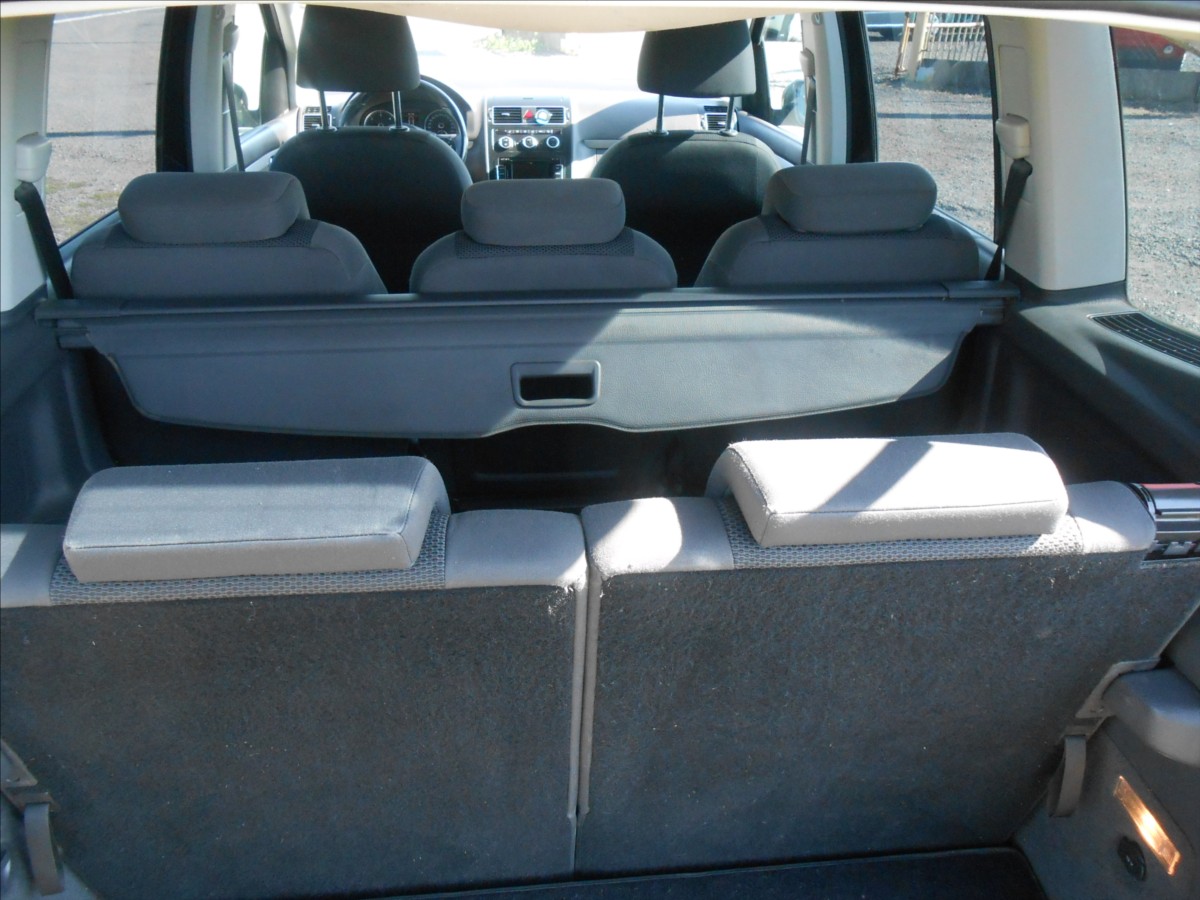 volkswagen-touran-1-6-tdi-77-kw-historie-7-mist - 7