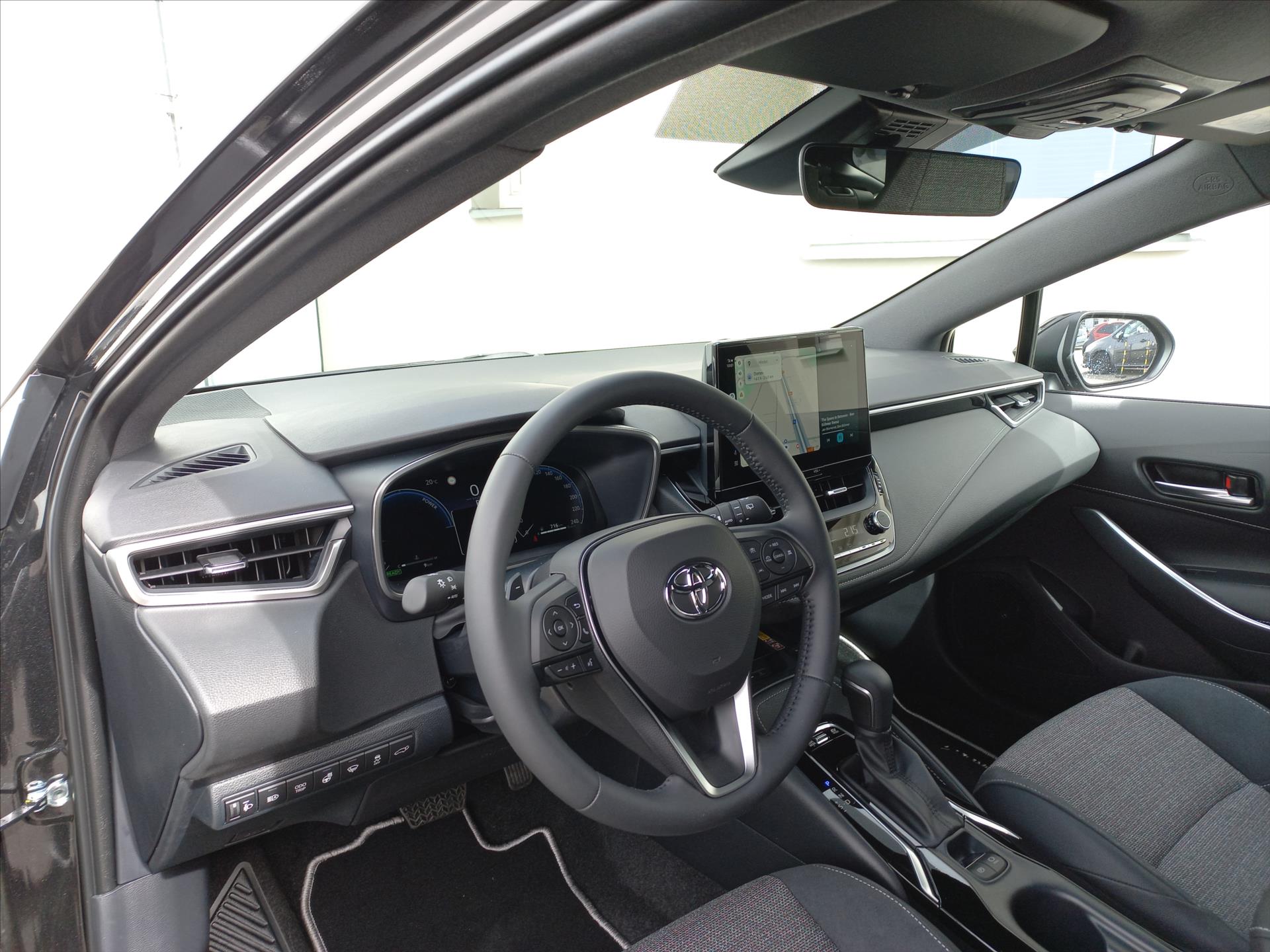 toyota-corolla-2-0-hybrid-e-cvt-178k-ts-style - 9