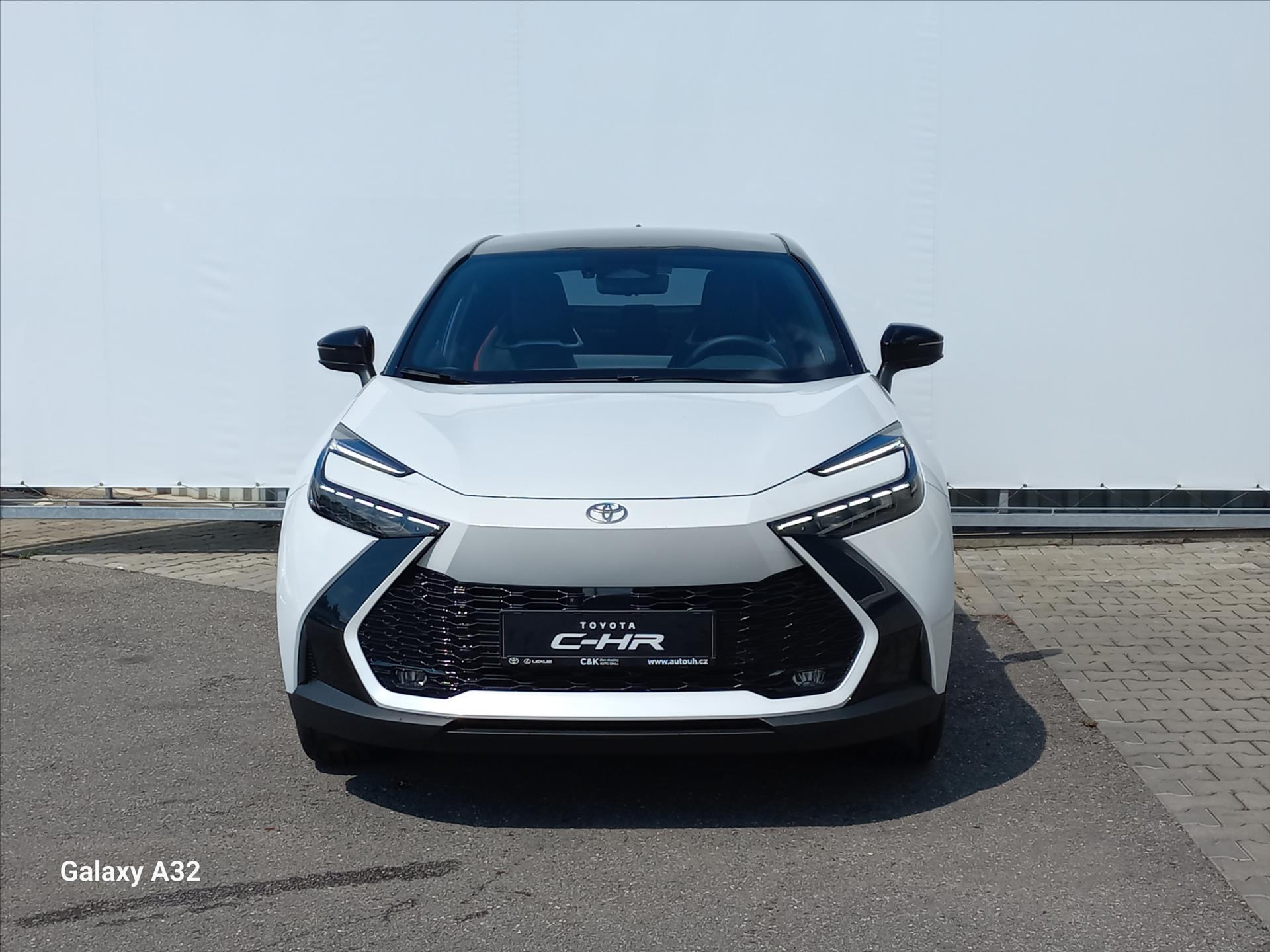 toyota-c-hr-2-0-hybrid-e-cvt-198k-tokio-edition - 3