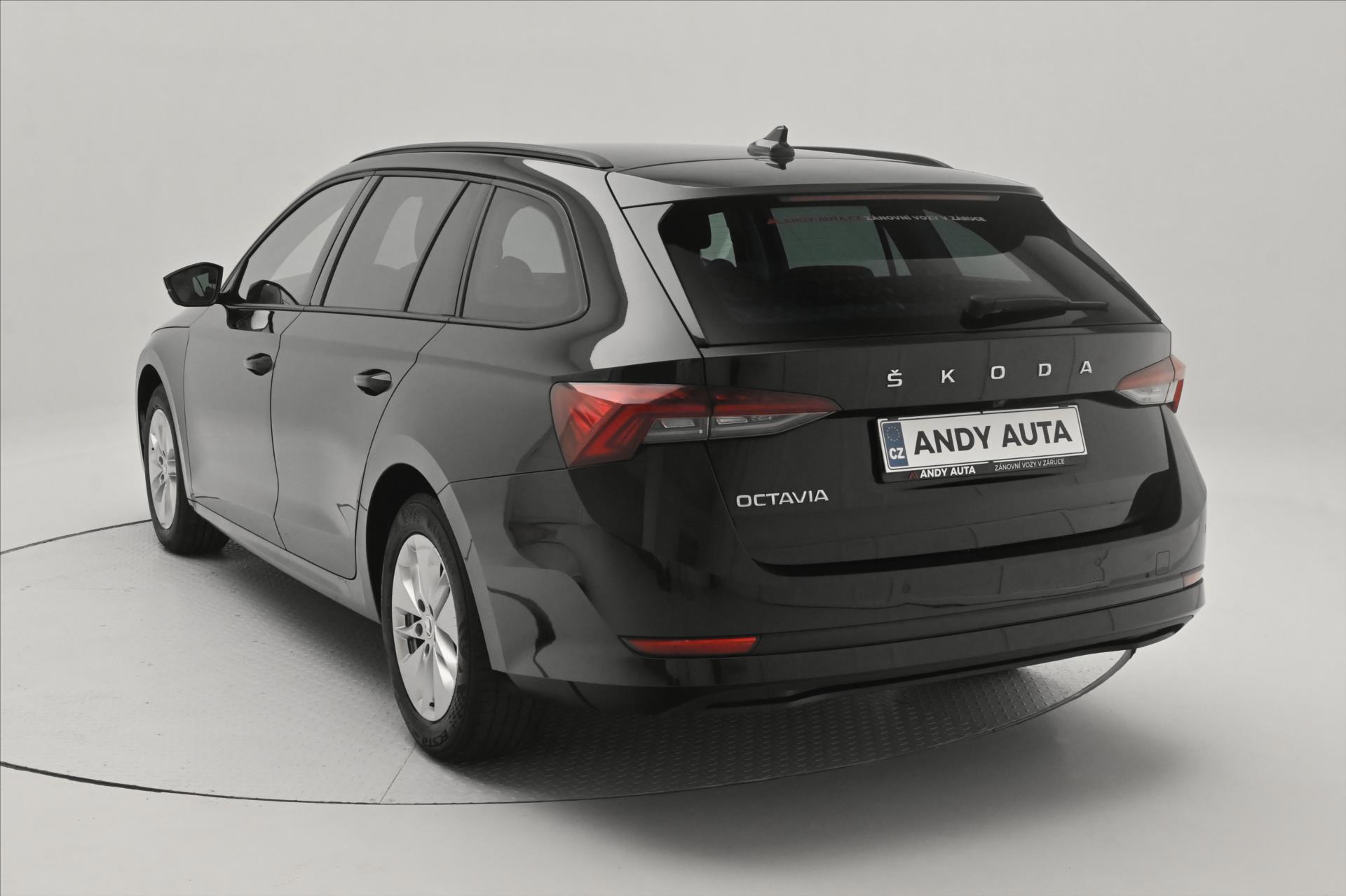 skoda-octavia-2-0-tdi-110-kw-dsg-ambition-zaruka-az-5-let - 6