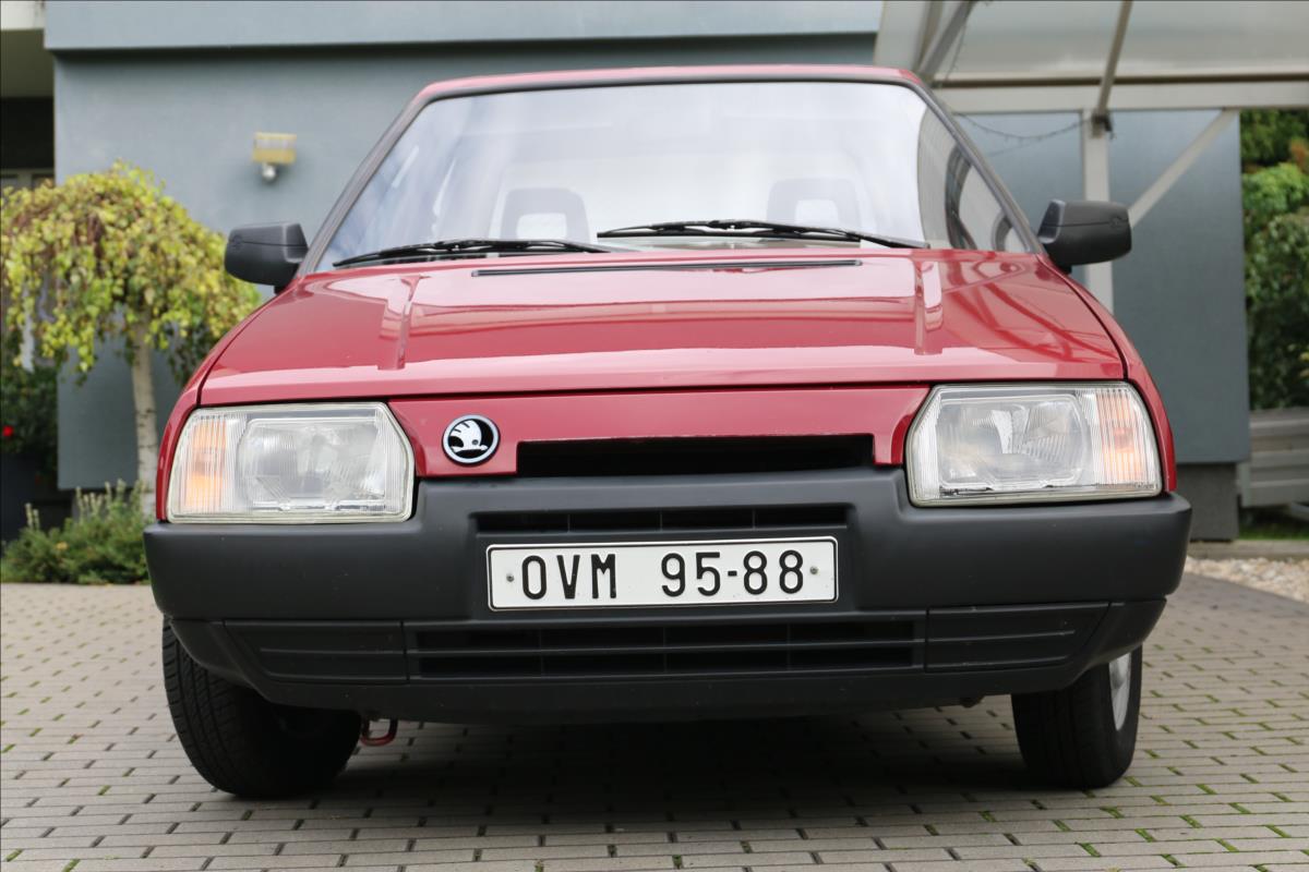 skoda-favorit-1-3-nove-stk-cr - 4