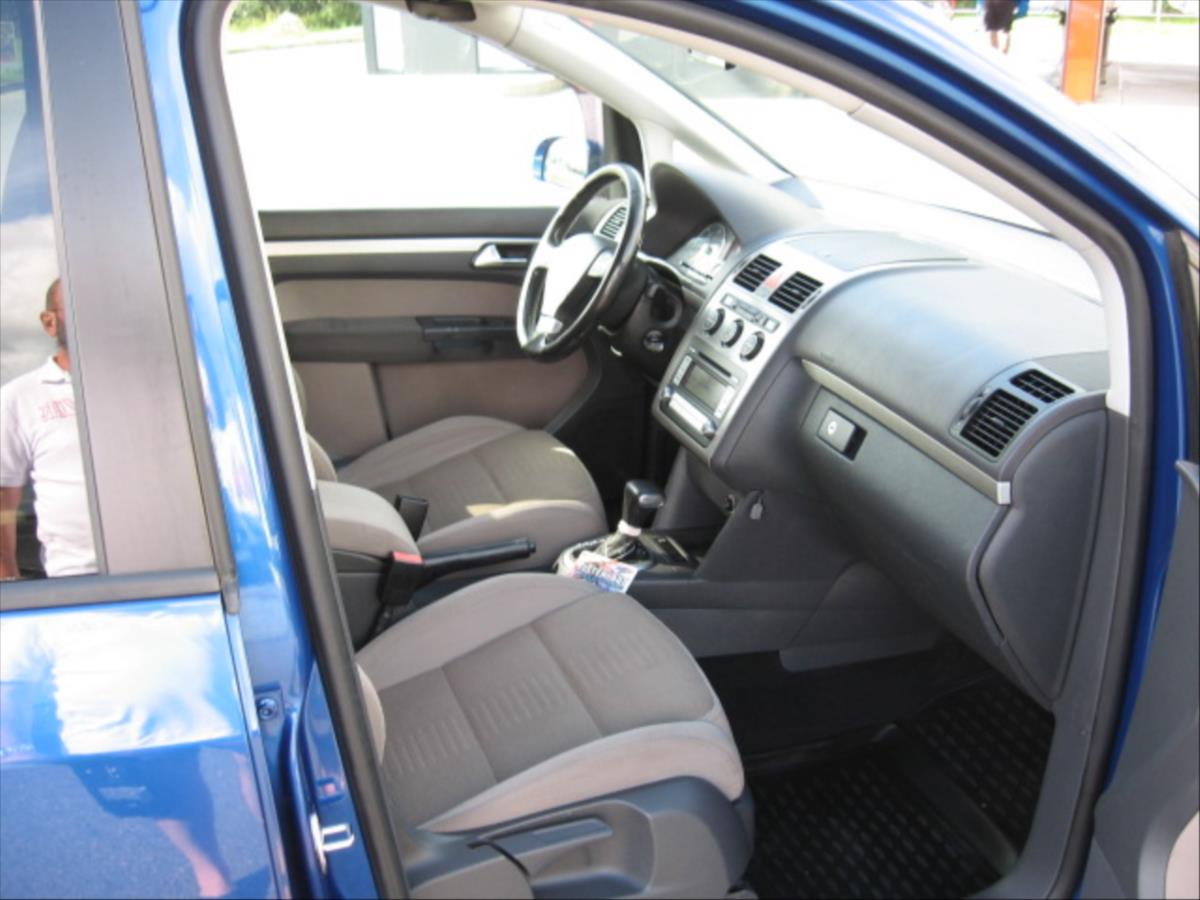 volkswagen-touran-2-0-automat - 6