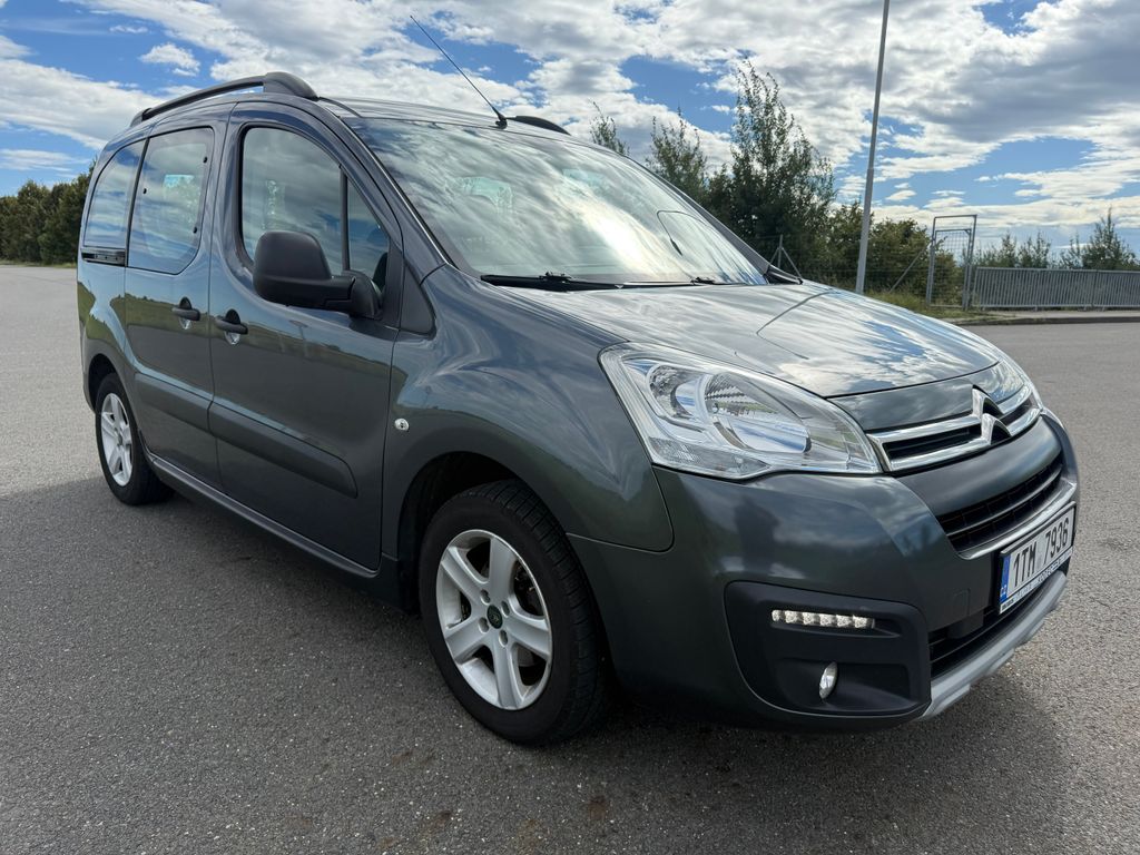 citroen-berlingo-1-6-hdi-xtr-multispace-1-maj - 6