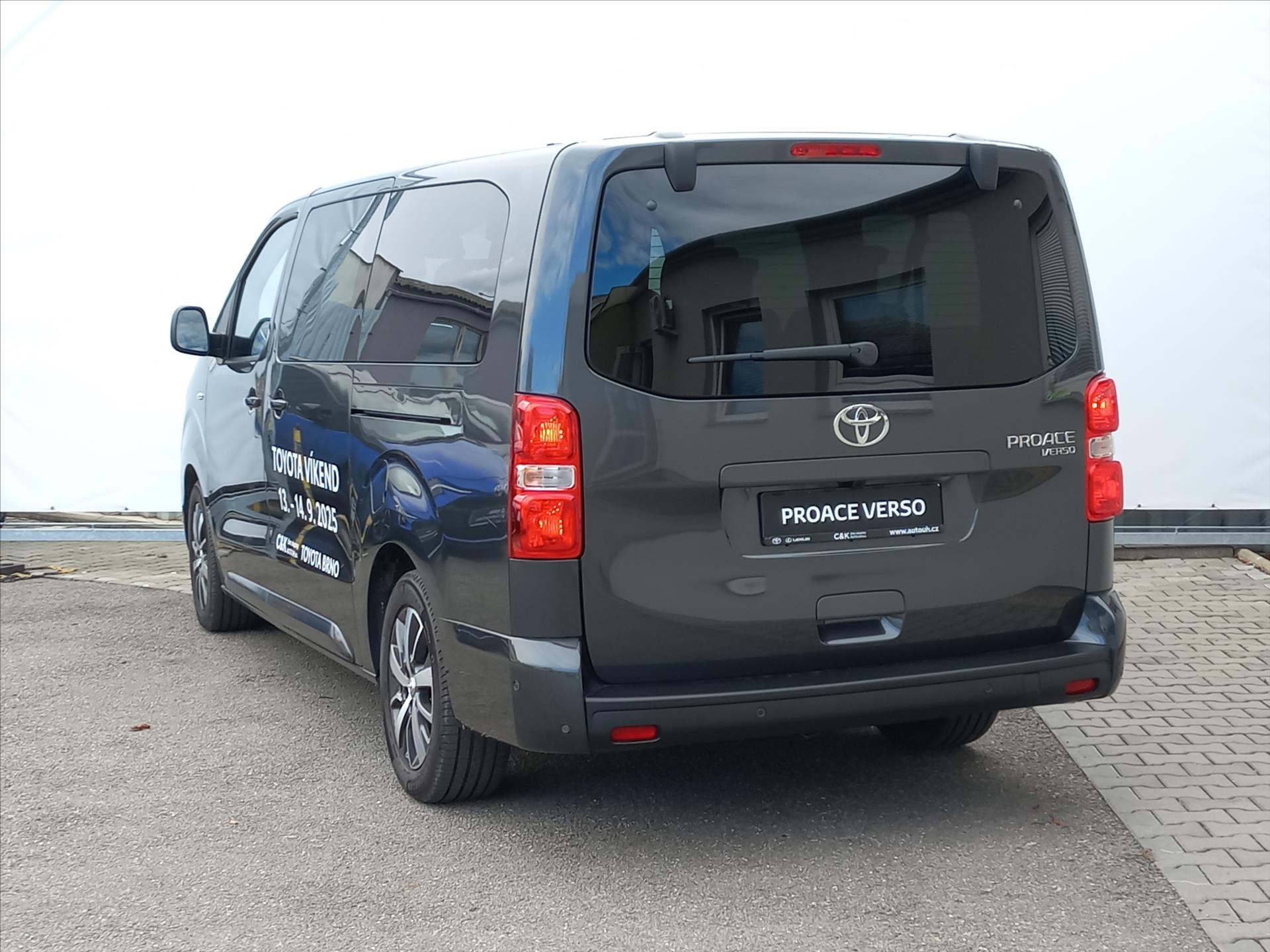 toyota-proace-verso-2-0-diesel-177k-8st-a-t-l2-family-8-mist - 6