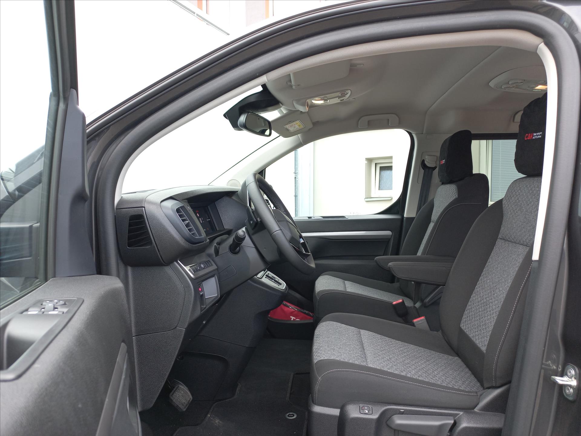 toyota-proace-verso-2-0-diesel-177k-8st-a-t-l2-family-8-mist - 8