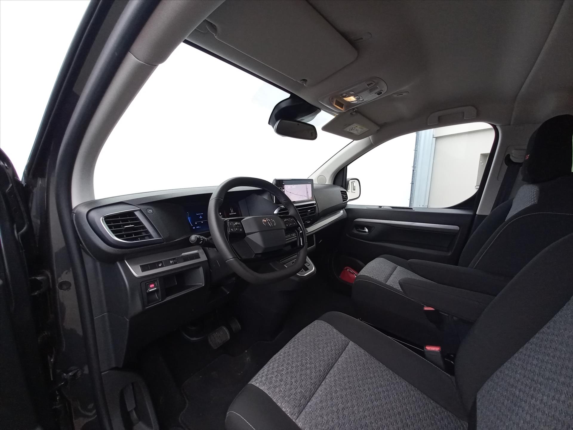 toyota-proace-verso-2-0-diesel-177k-8st-a-t-l2-family-8-mist - 9