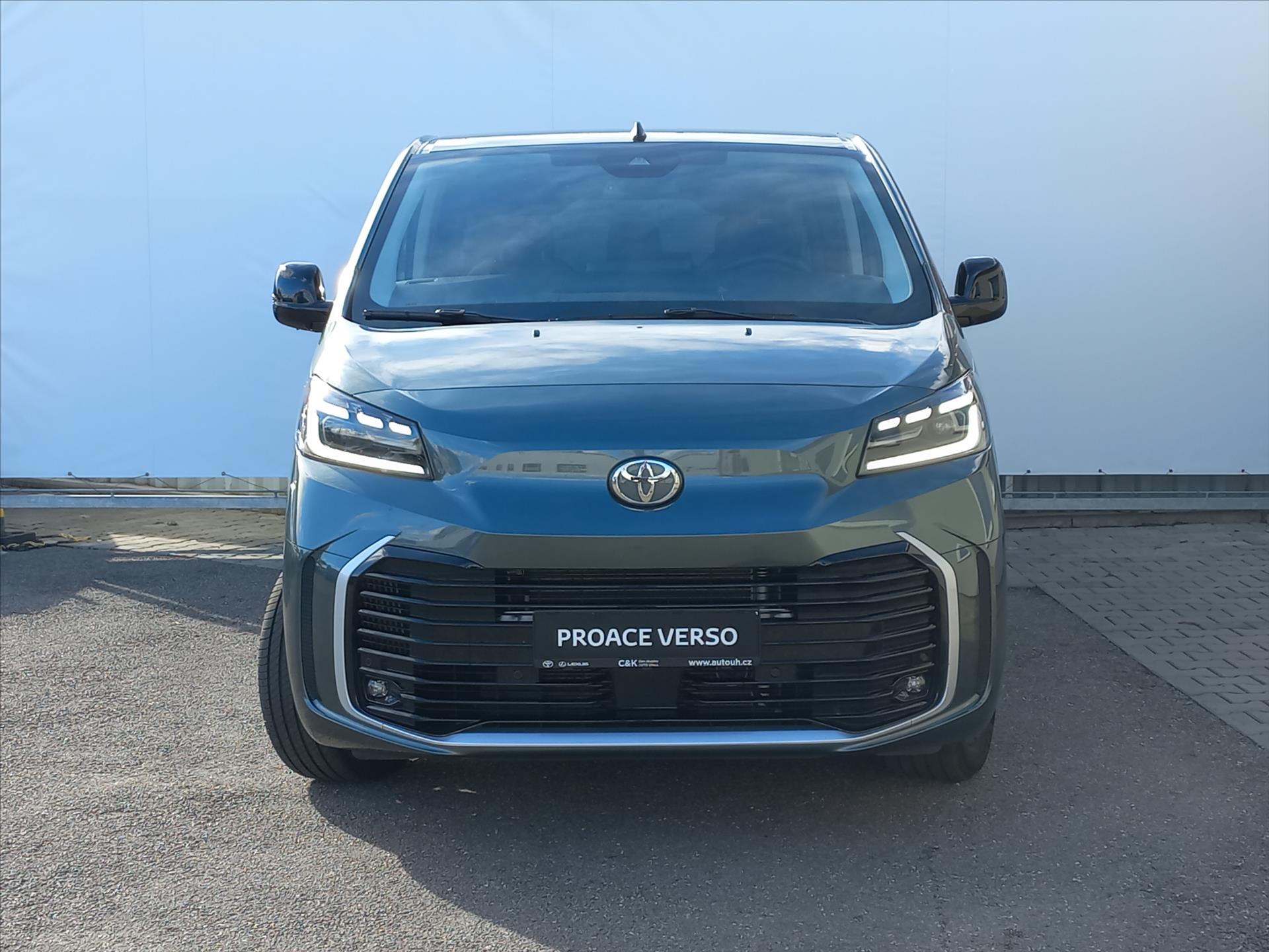 toyota-proace-verso-2-0-diesel-177k-8st-a-t-l2-family-8-mist - 6