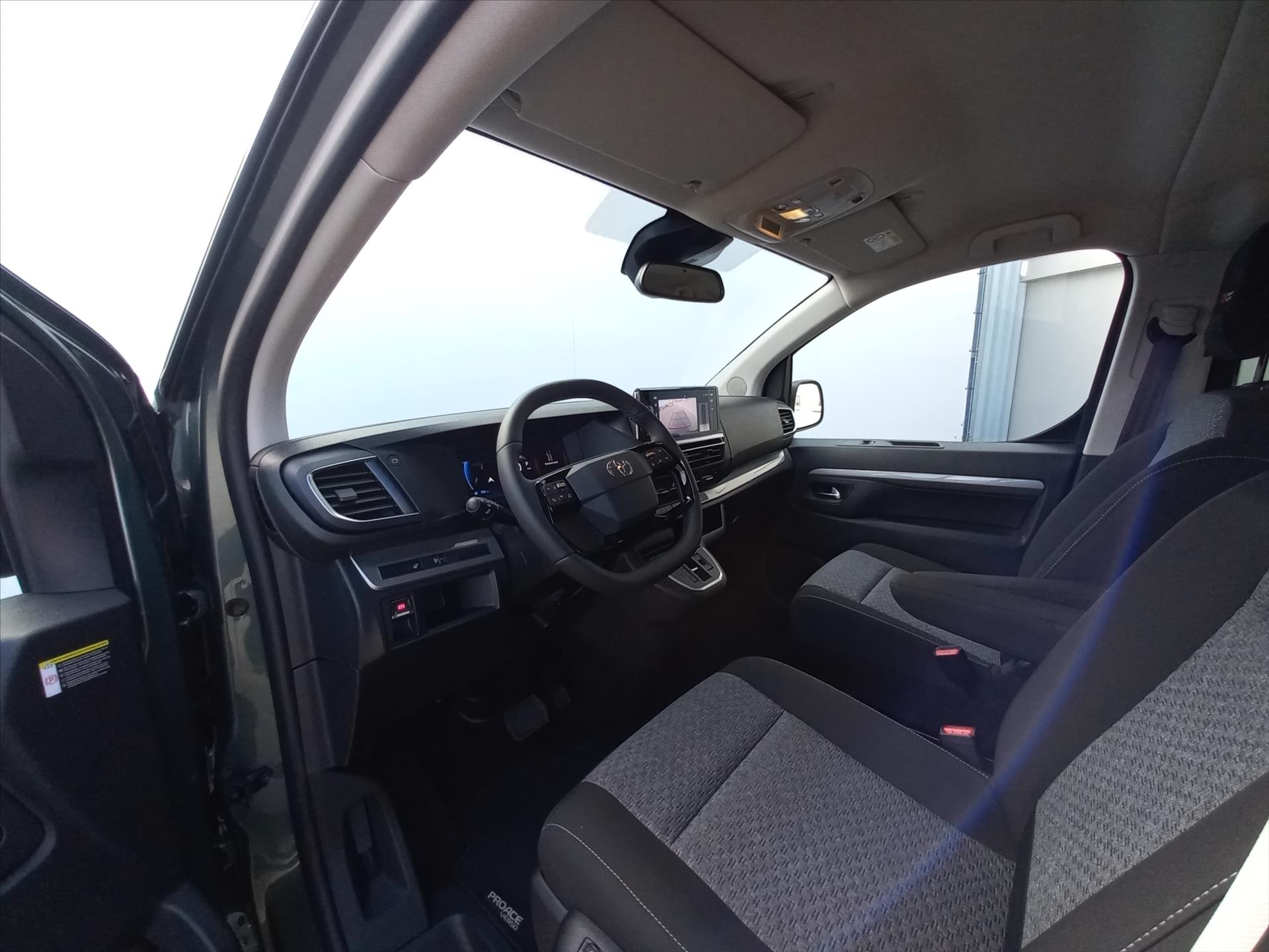 toyota-proace-verso-2-0-diesel-177k-8st-a-t-l2-family-8-mist - 8