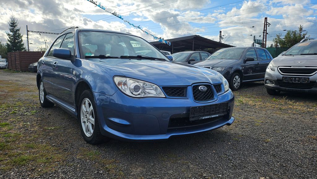 subaru-impreza-1-5i-r-awd-4x4 - 7