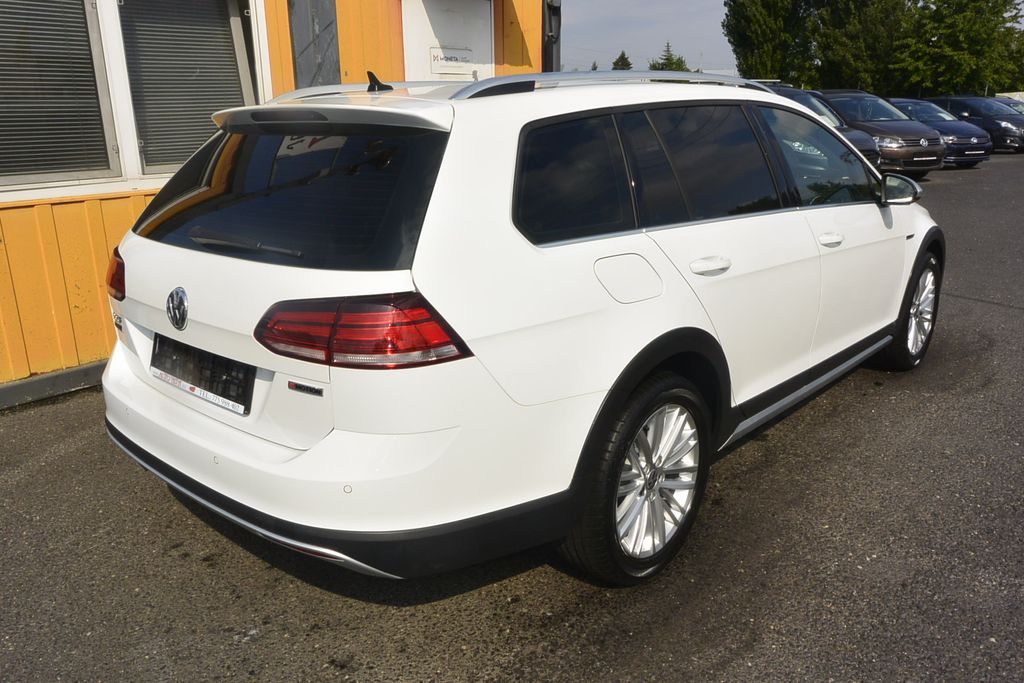 volkswagen-golf-2-0tdi-alltrack-dsg-4x4-dph - 4