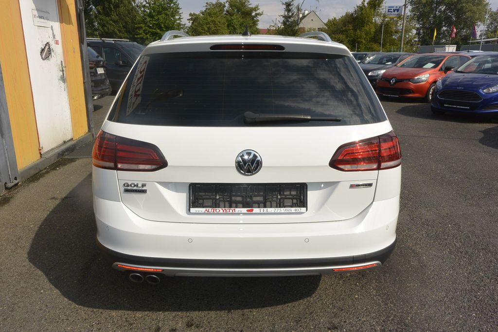 volkswagen-golf-2-0tdi-alltrack-dsg-4x4-dph - 5
