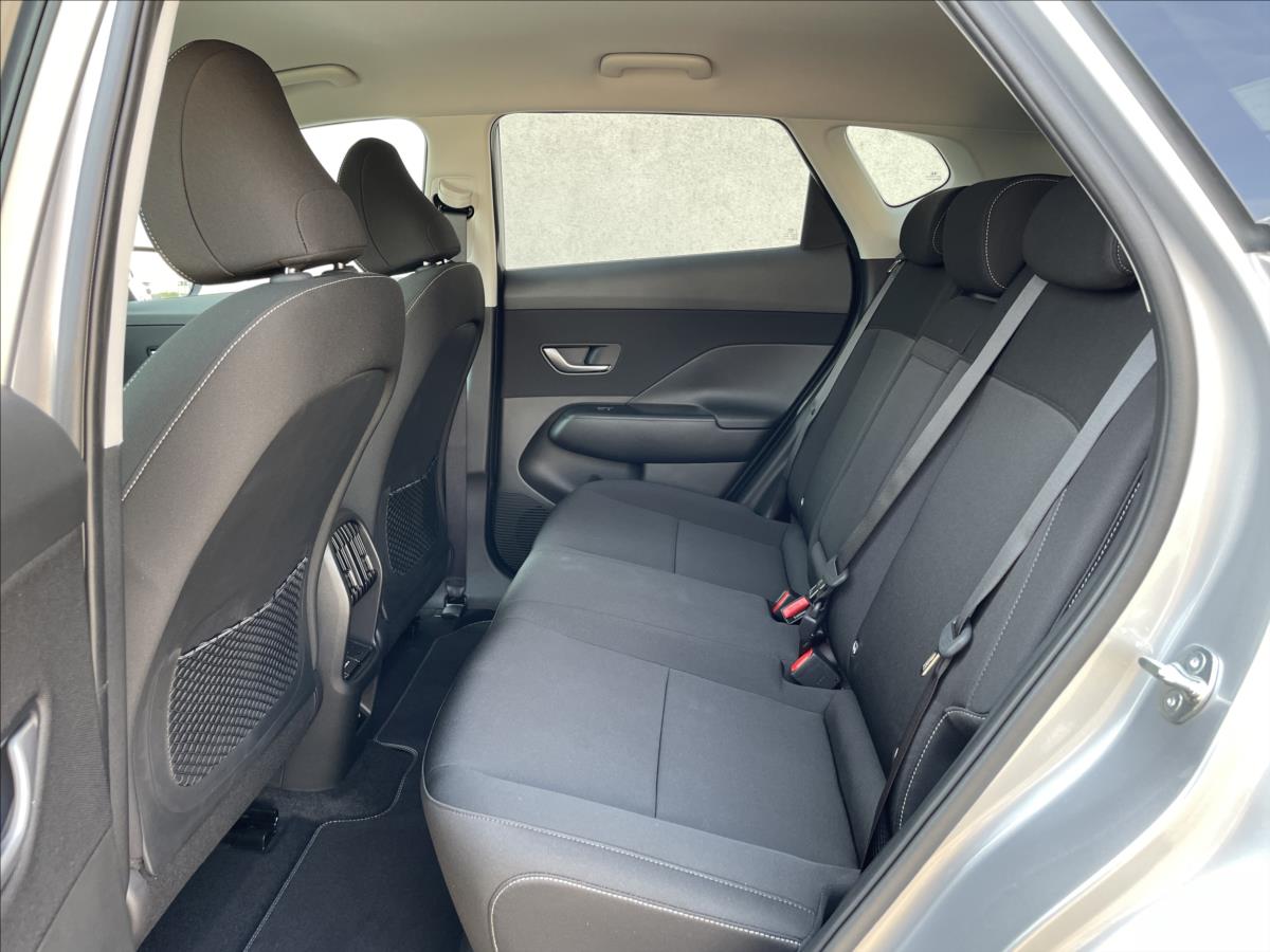 hyundai-kona-64kwh-ev-czech-edition - 7