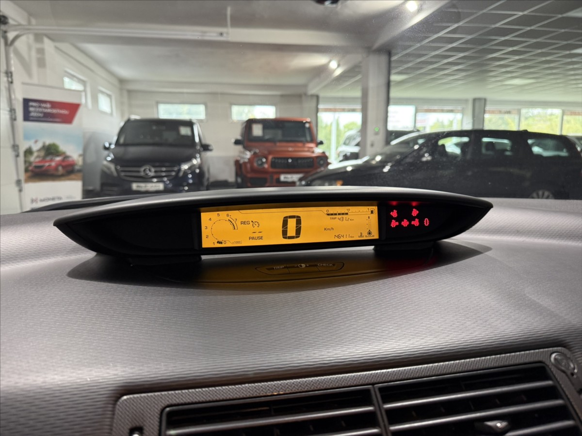 citroen-c4-1-6-16v-tempomat-cidla-alu - 7