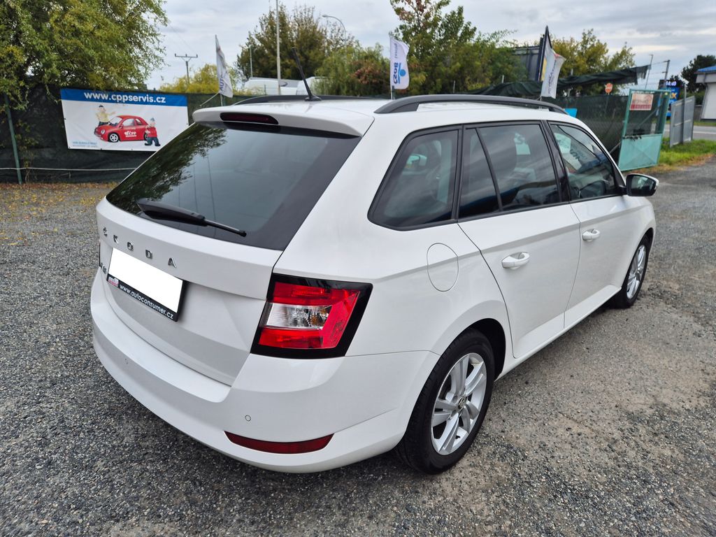 skoda-fabia-combi-1-0-tsi-ambition-top-k - 4
