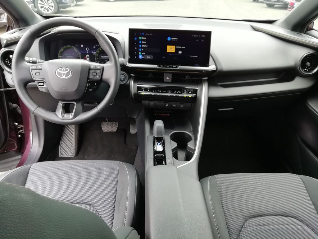 toyota-c-hr-1-8-hev-executive-fwd - 6