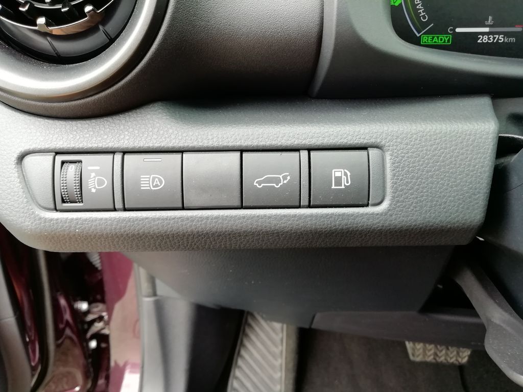 toyota-c-hr-1-8-hev-executive-fwd - 8