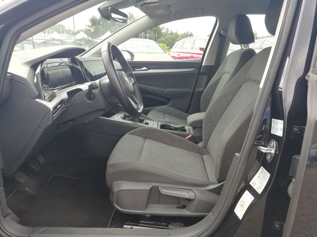 volkswagen-golf-life-variant-2-0-tdi-life-85 - 5