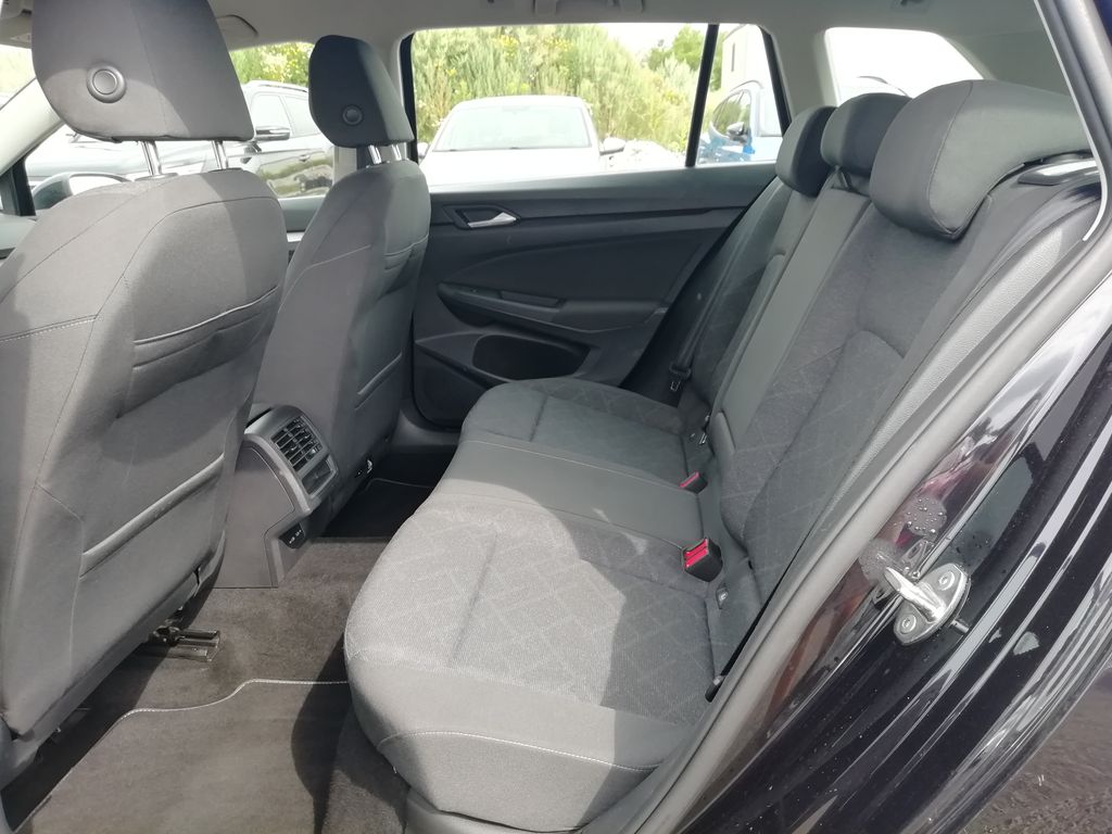 volkswagen-golf-life-variant-2-0-tdi-life-85 - 6