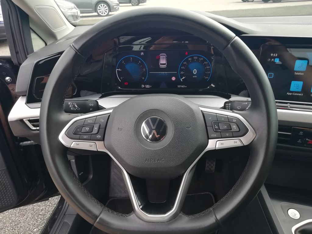 volkswagen-golf-life-variant-2-0-tdi-life-85 - 7