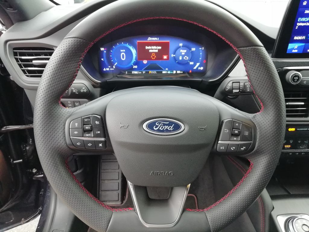 ford-kuga-st-line-x-2-5-duratec-hybrid-p - 7