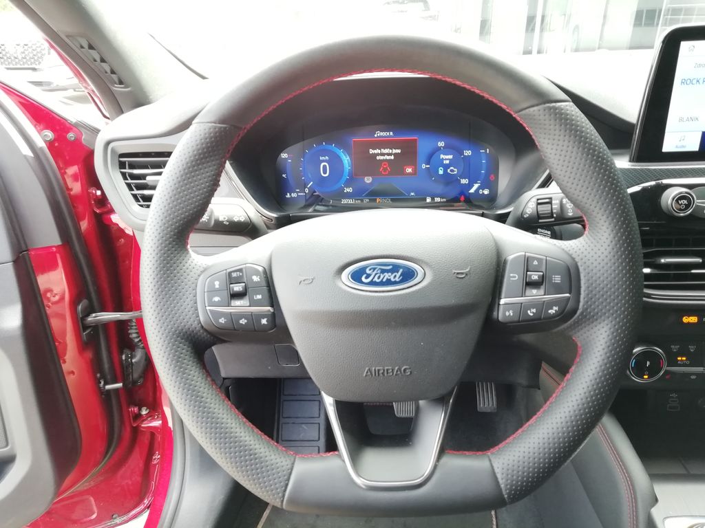 ford-kuga-plug-in-hybrid-st-line-x - 7