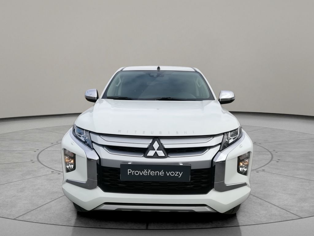 mitsubishi-l200-intense-2-2-di-d-4wd-dc - 3